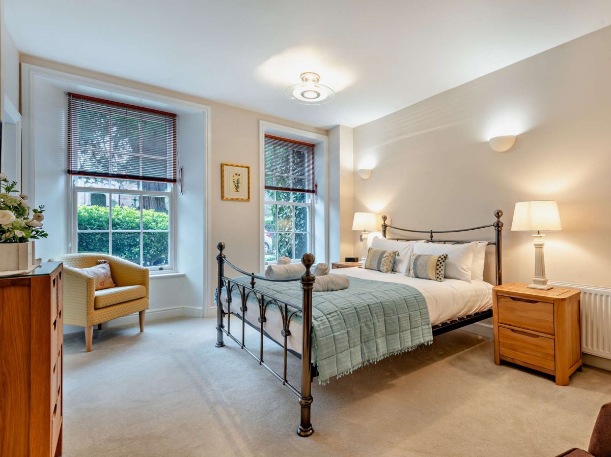 Chaucer's Place, listing photograph 8