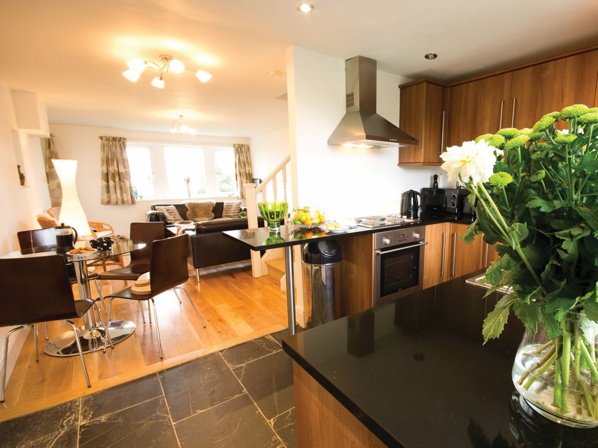 Quarnford Cottage, listing photograph 3