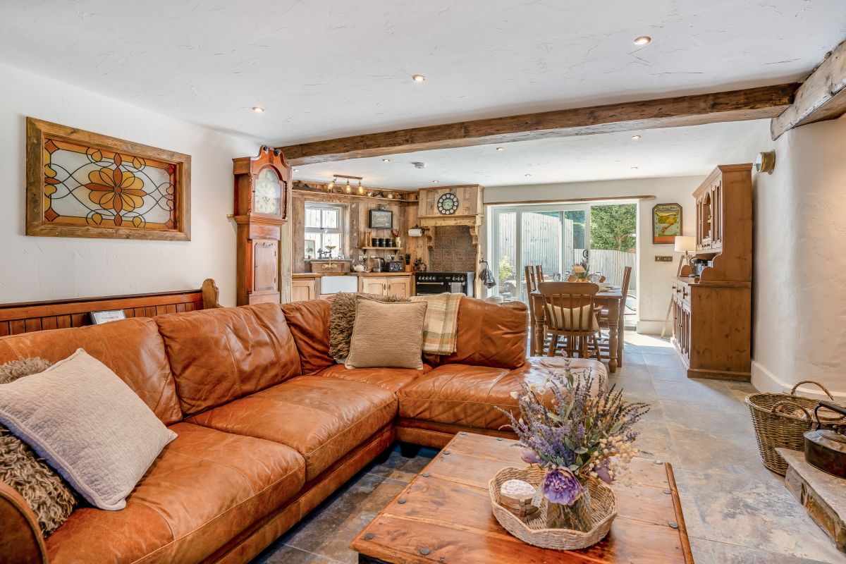 River Bank Cottage, listing photograph 3