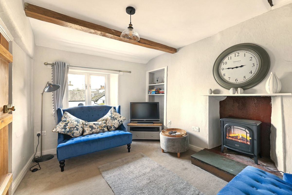 Flag Cottage, listing photograph 2