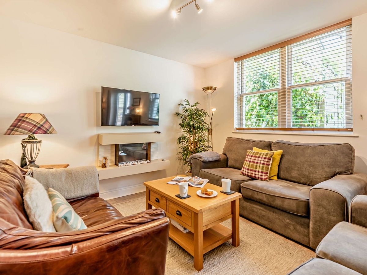 Bassenthwaite Lake House, listing photograph 3