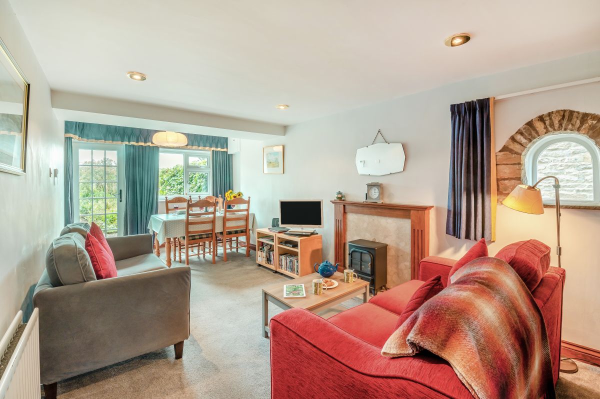 Ellerlands, listing photograph 3