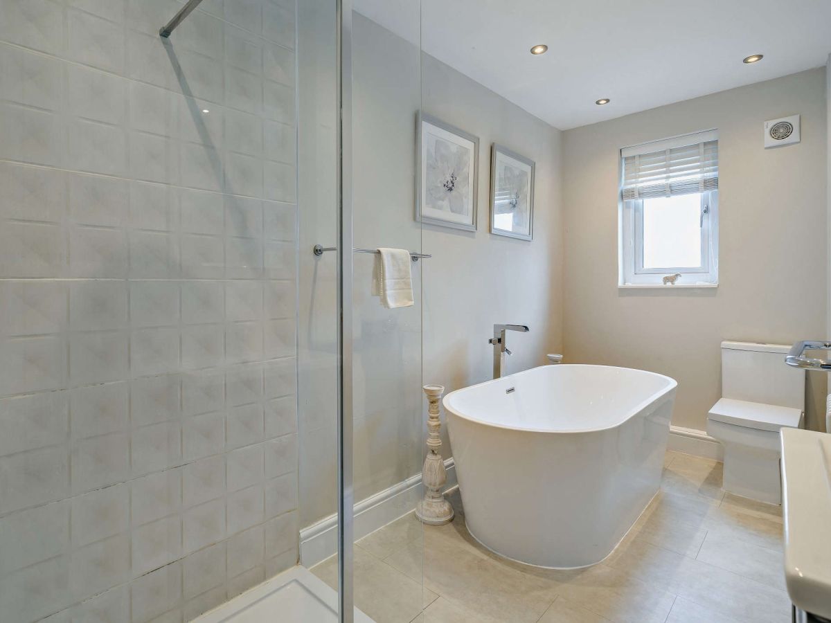Kathryn's Cottage, listing photograph 9