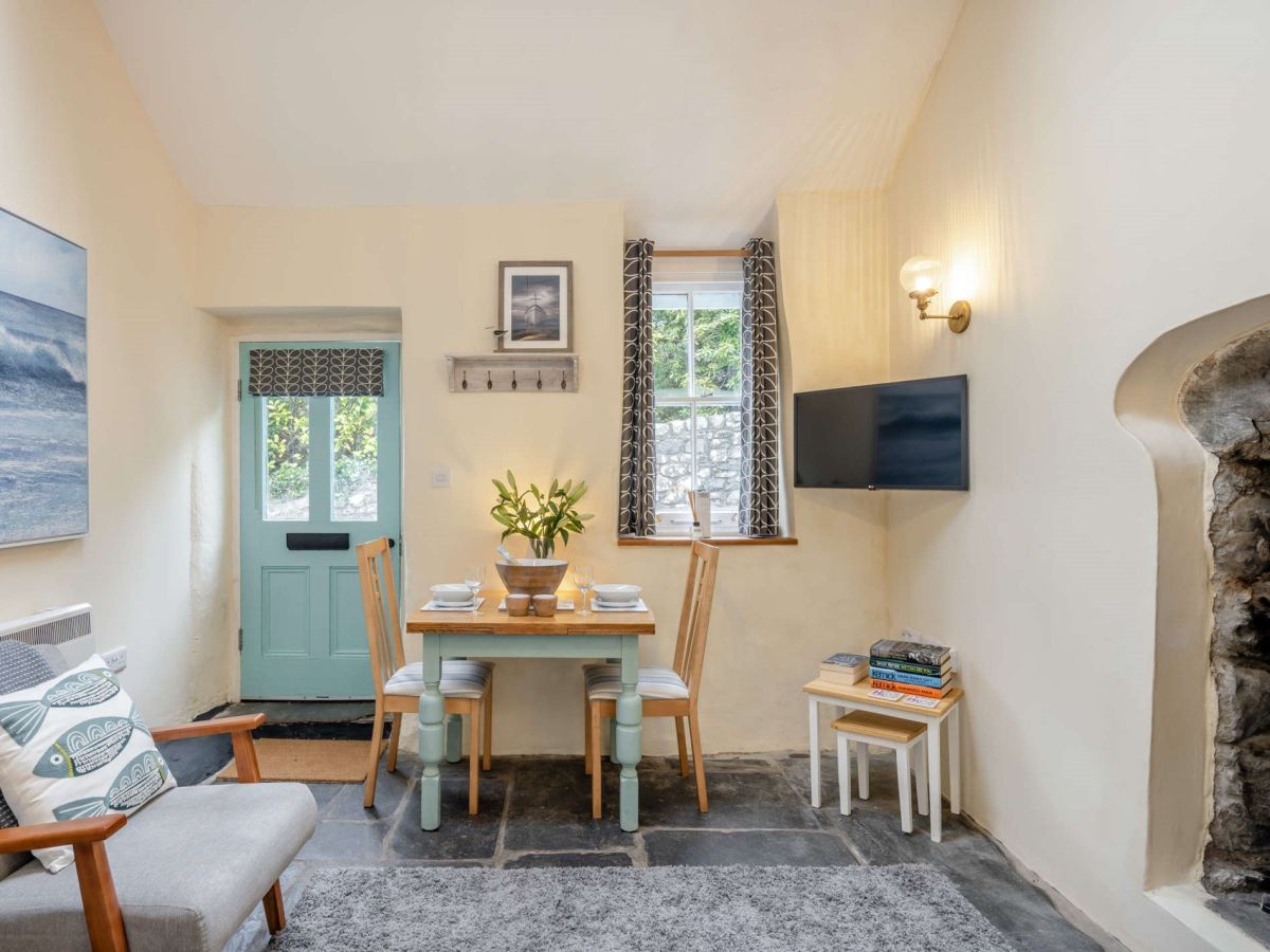 Y Bryn Cottage, listing photograph 2