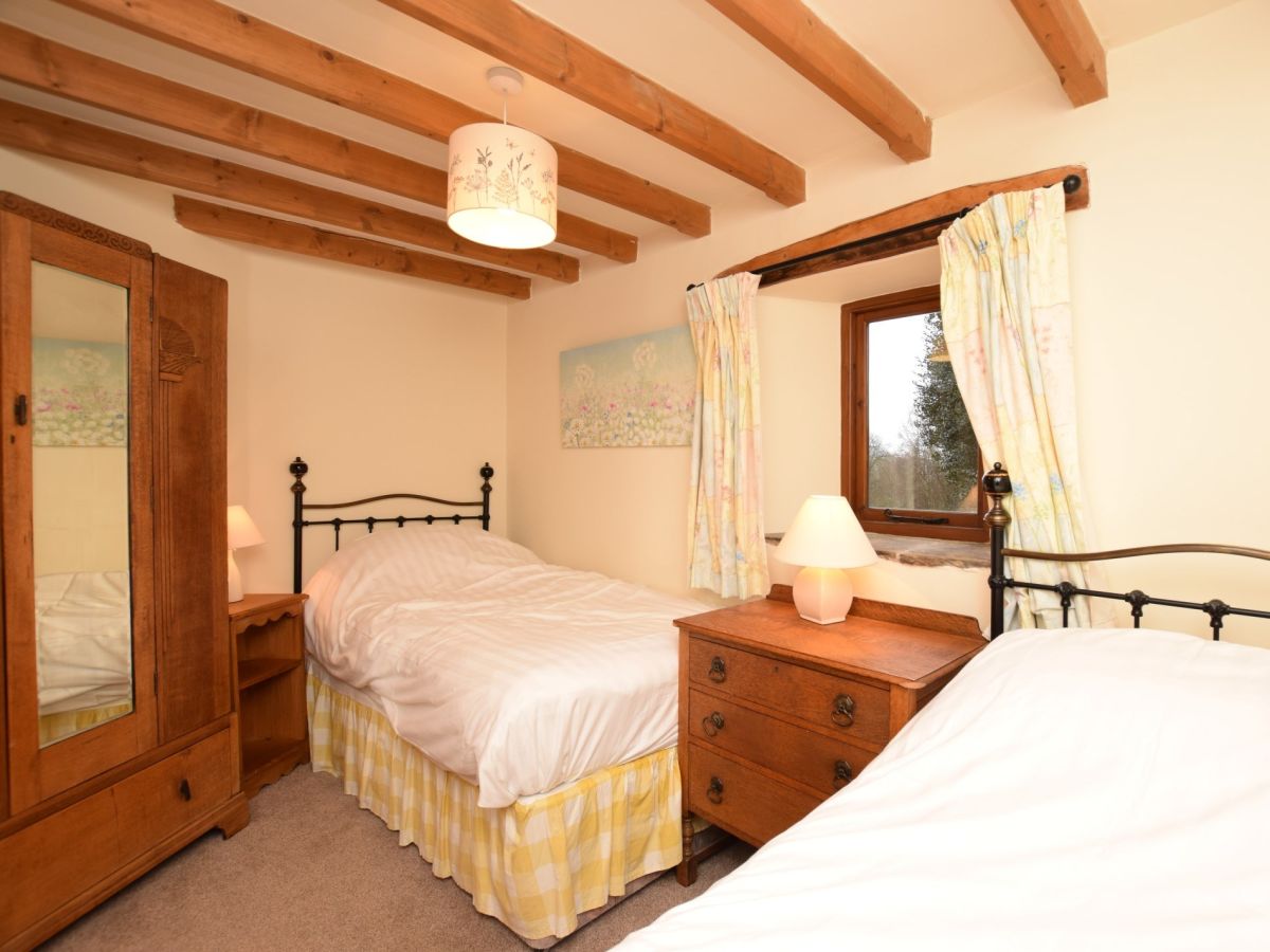 Sams Stable, listing photograph 8