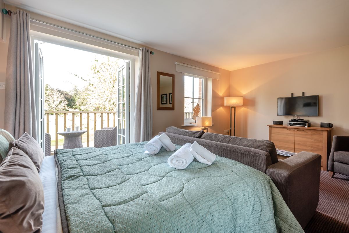 Garden View Suite, listing photograph 8