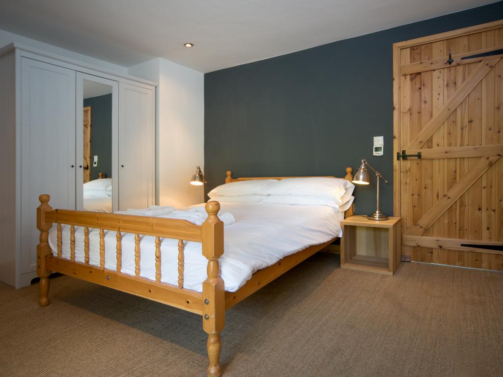 Hall Garth, listing photograph 11