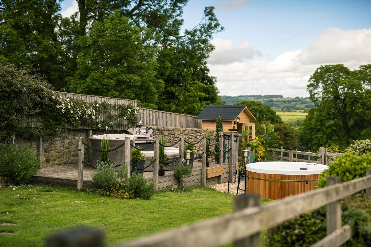 Hare Cottage, listing photograph 2