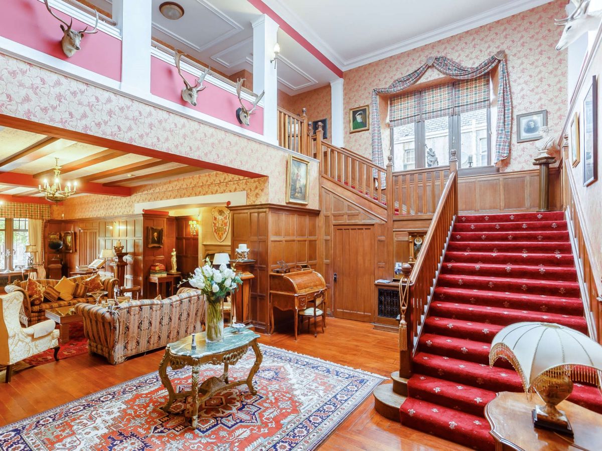 Grand Victorian Mansion, listing photograph 5