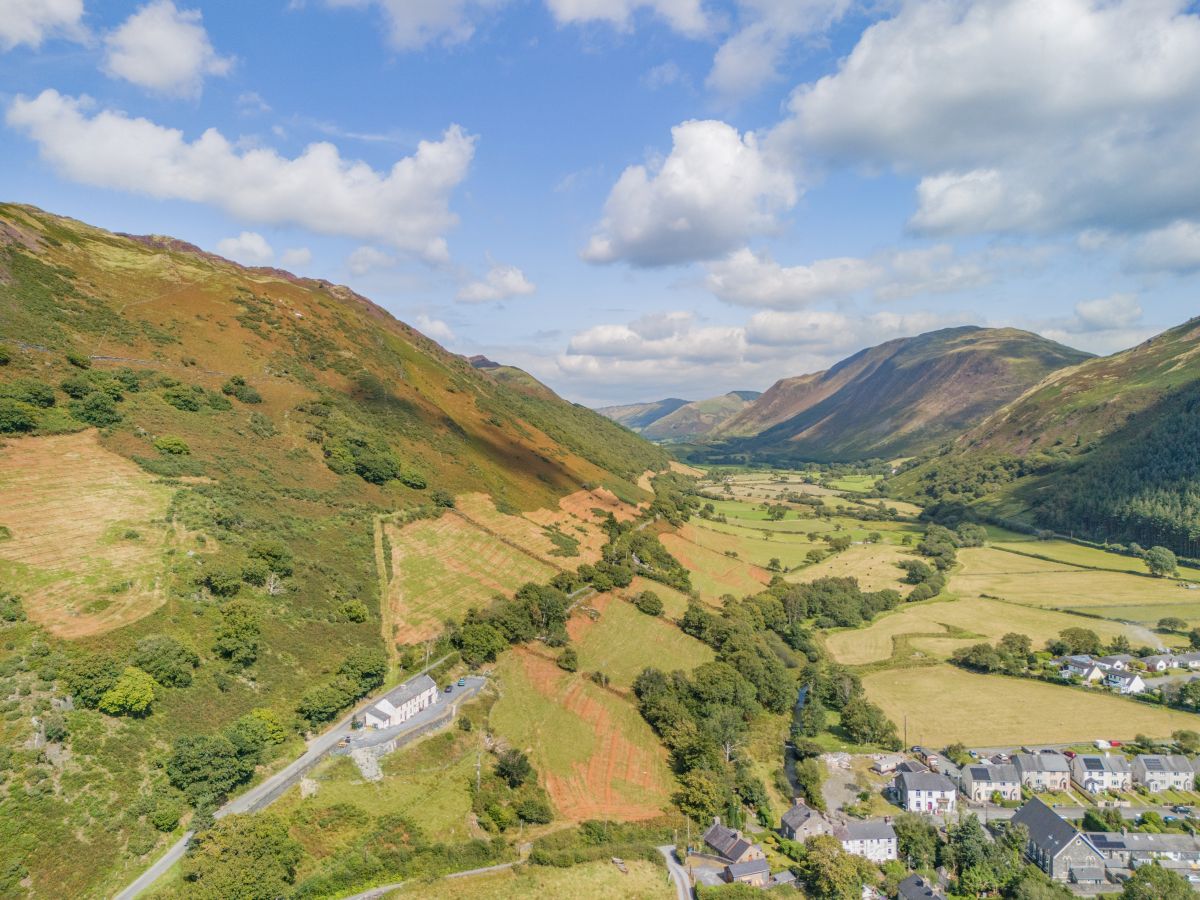 Pen Y Garreg Stabal, listing photograph 6