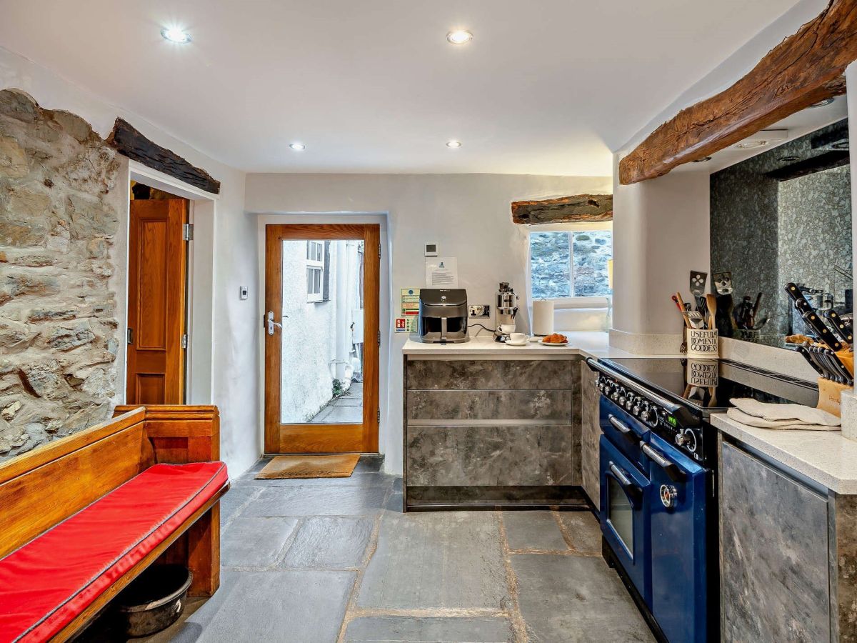Ford House, listing photograph 11