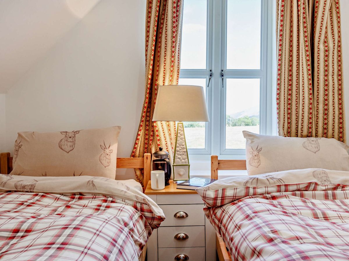 Ivy Cottage - Kilmonivaig, listing photograph 10