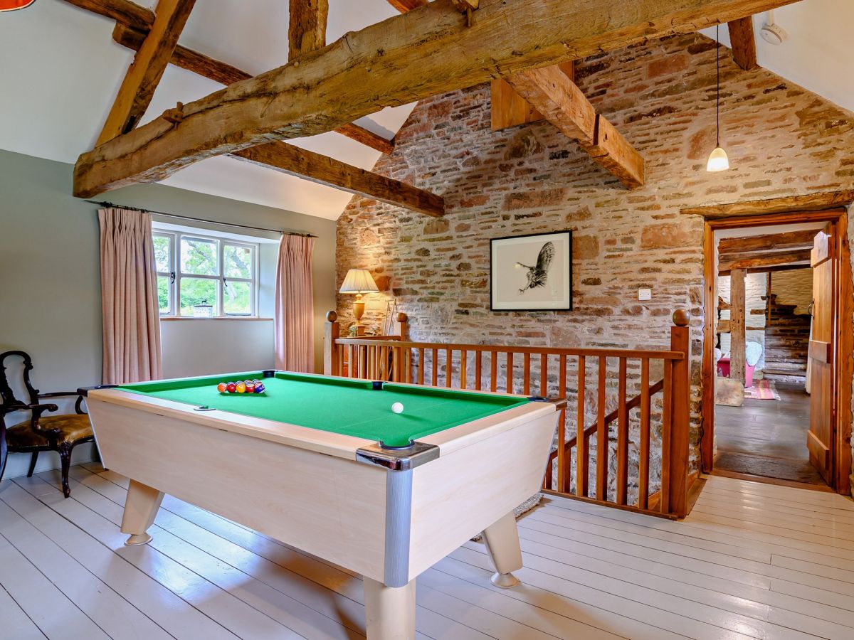 Hay Bluff House, listing photograph 8