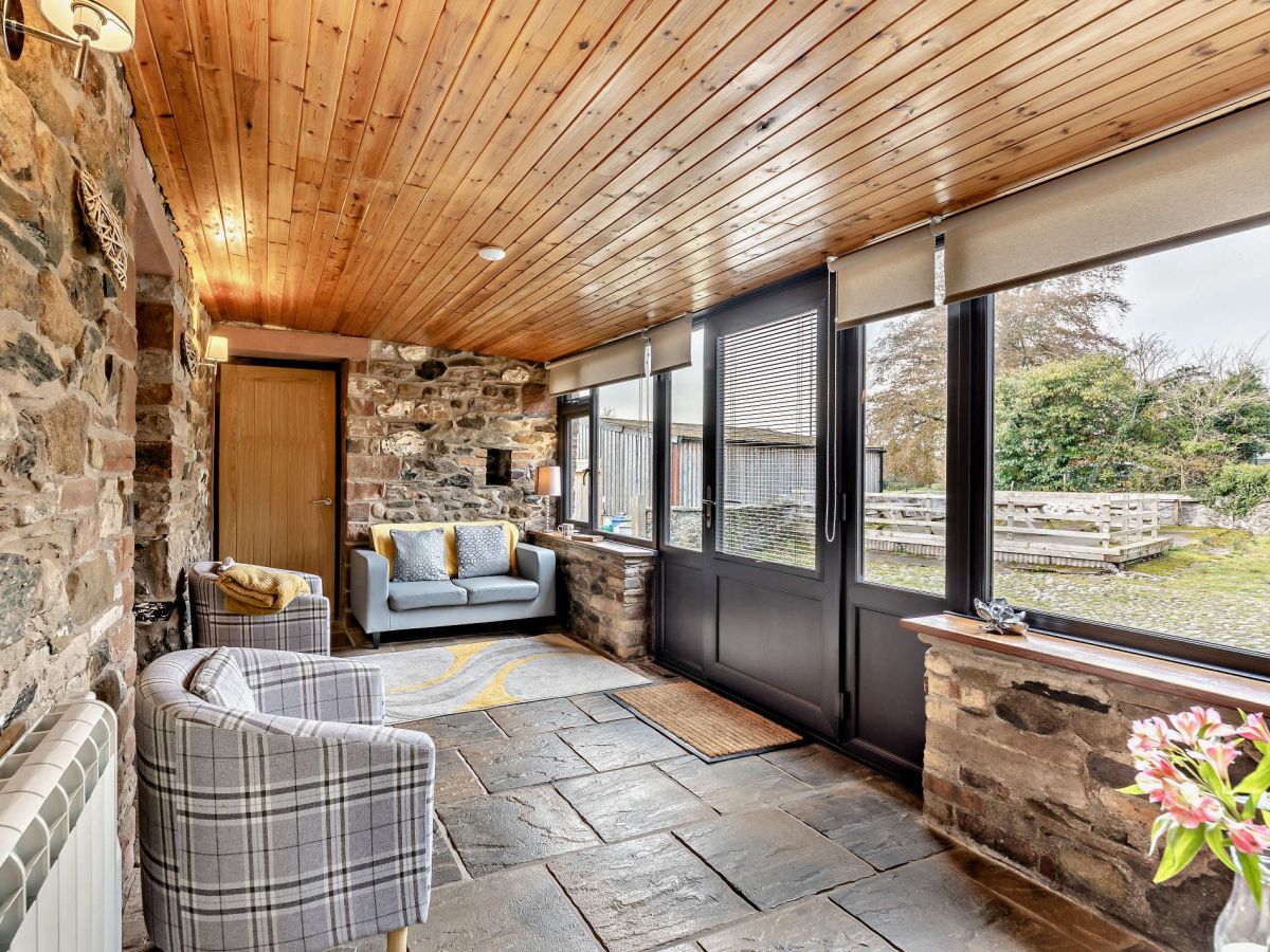 Tao Lodge, listing photograph 10