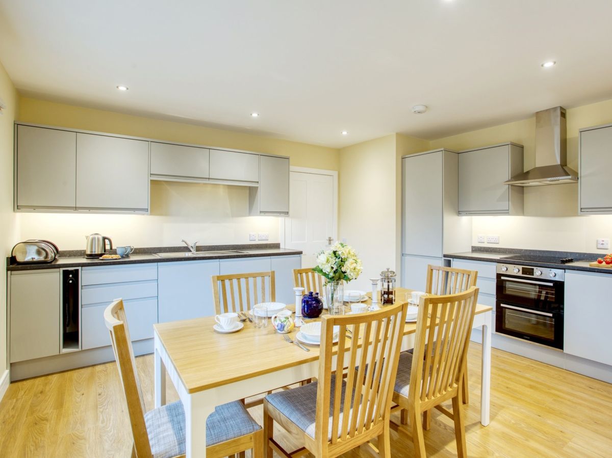 Woodlands, listing photograph 6