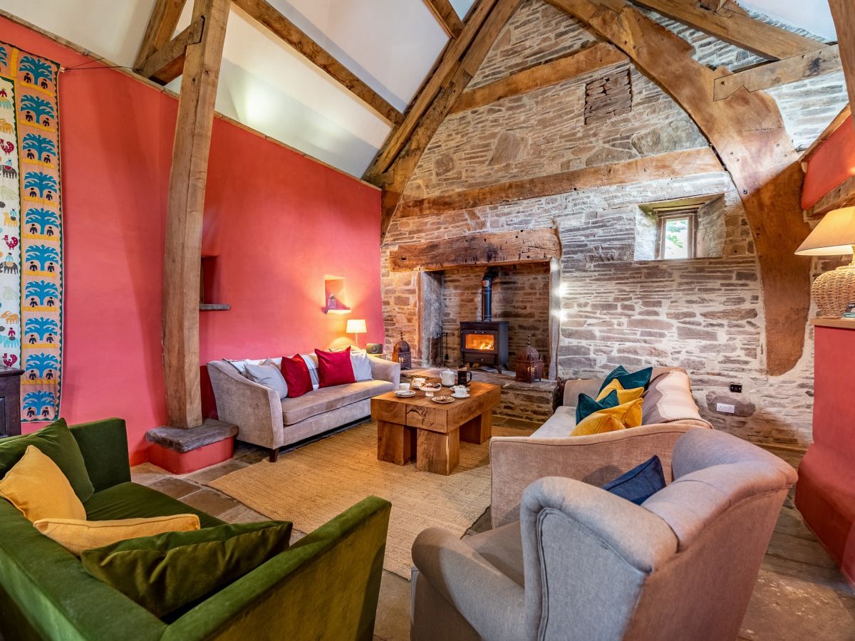 The Medieval Barn, listing photograph 12