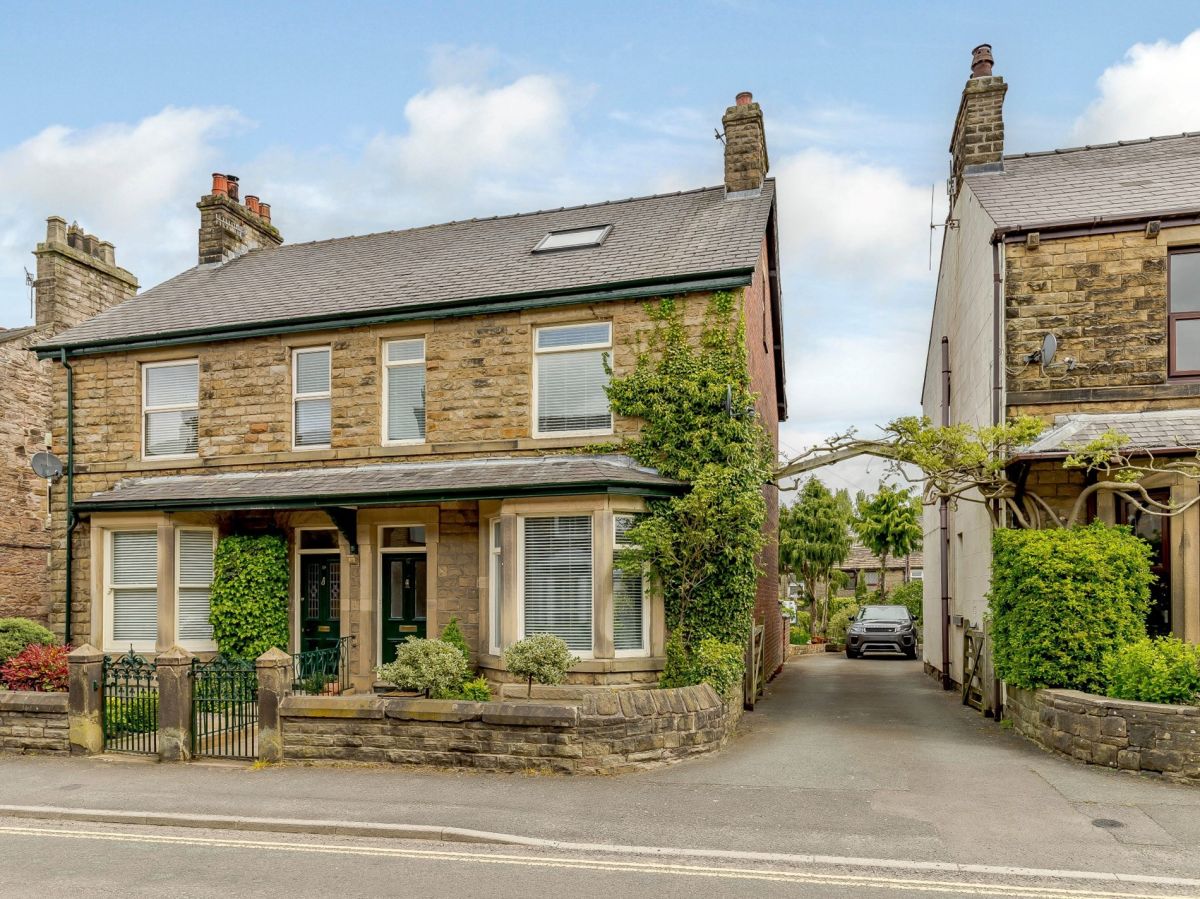 Ivy Lodge, listing photograph 2