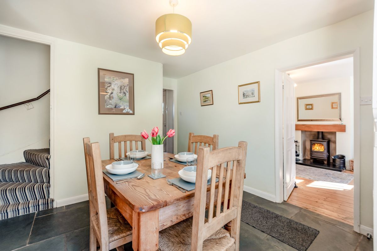 Lund Cottage, listing photograph 7