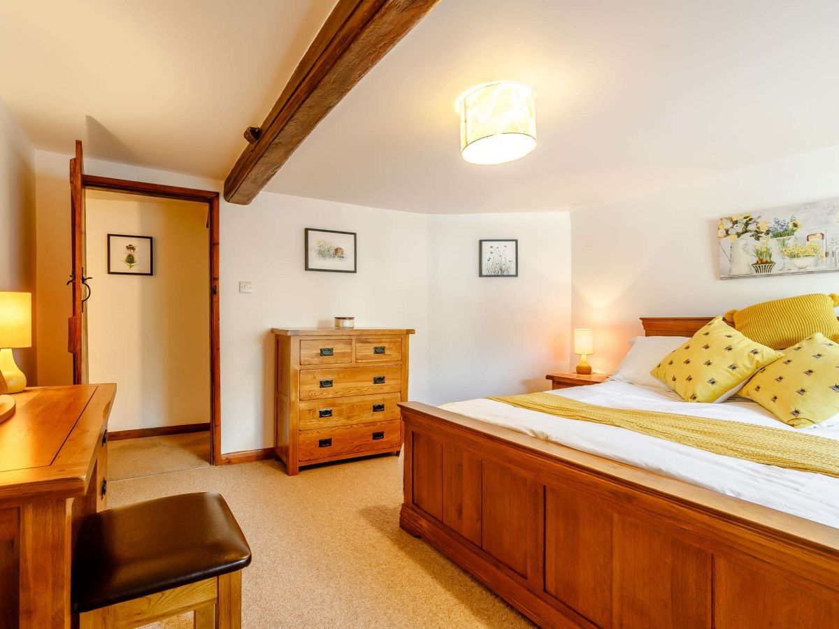 Tudor Cottage, listing photograph 10