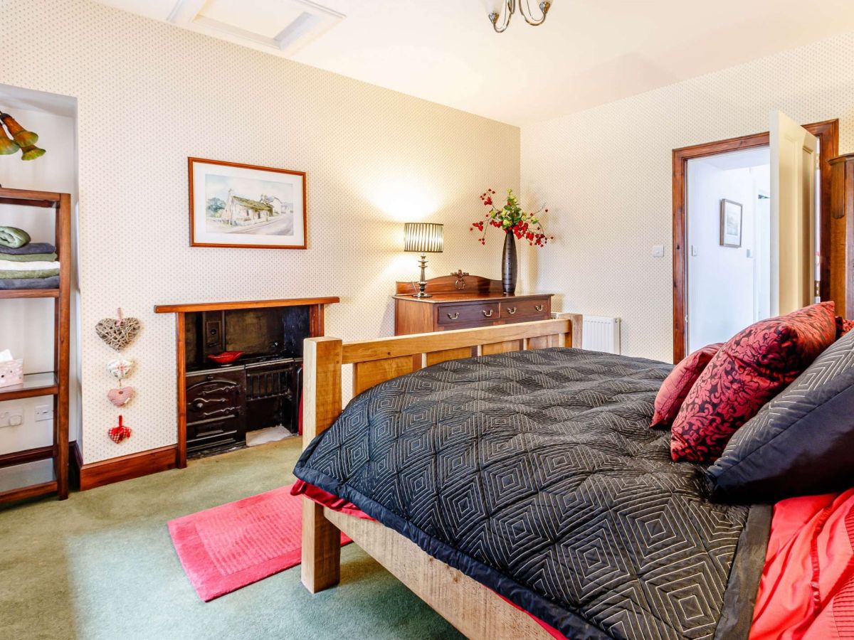 Port An Eilean Cottage, listing photograph 12