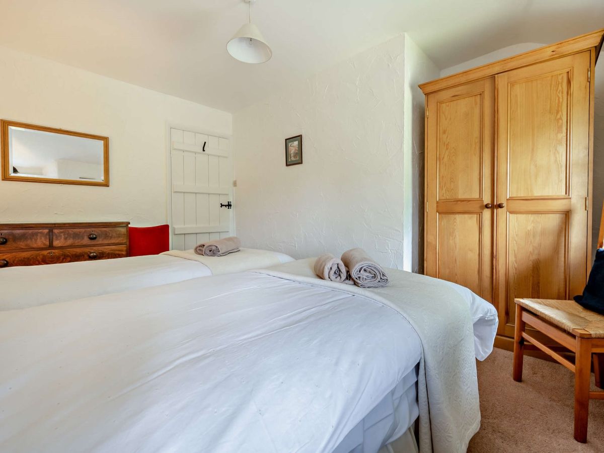 Hatter's Cottage, listing photograph 11