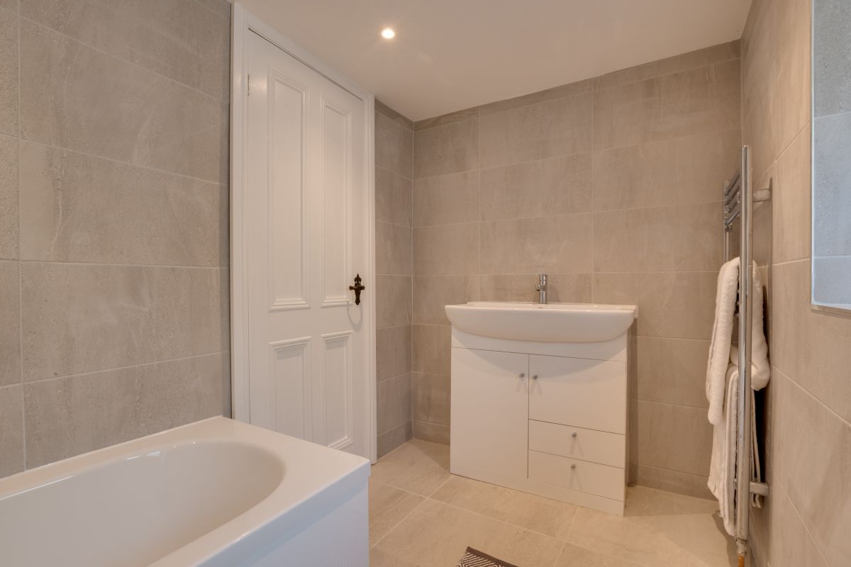 3 Ivy Terrace, listing photograph 11