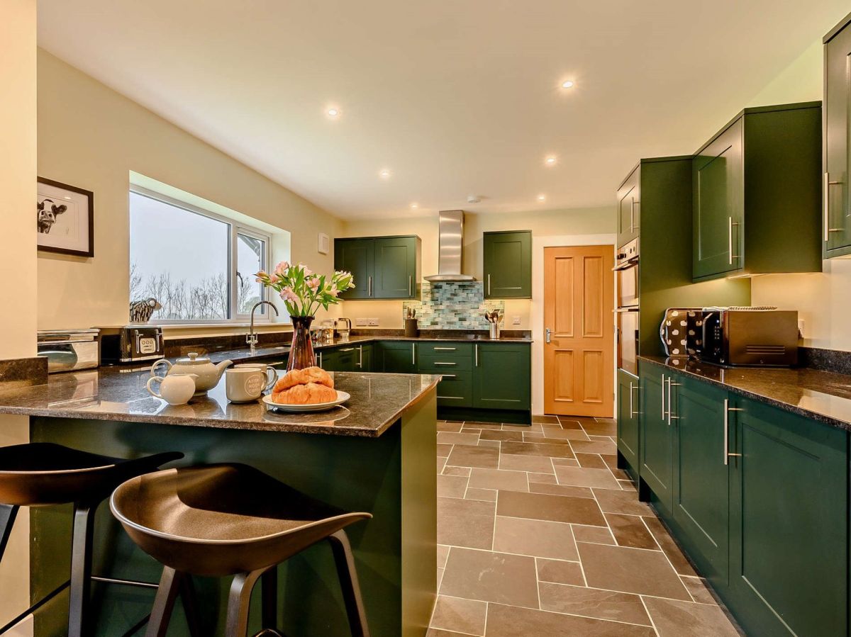 Meadow Vale View, listing photograph 11