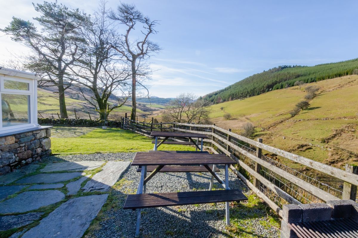Cwm Hesgen, listing photograph 8