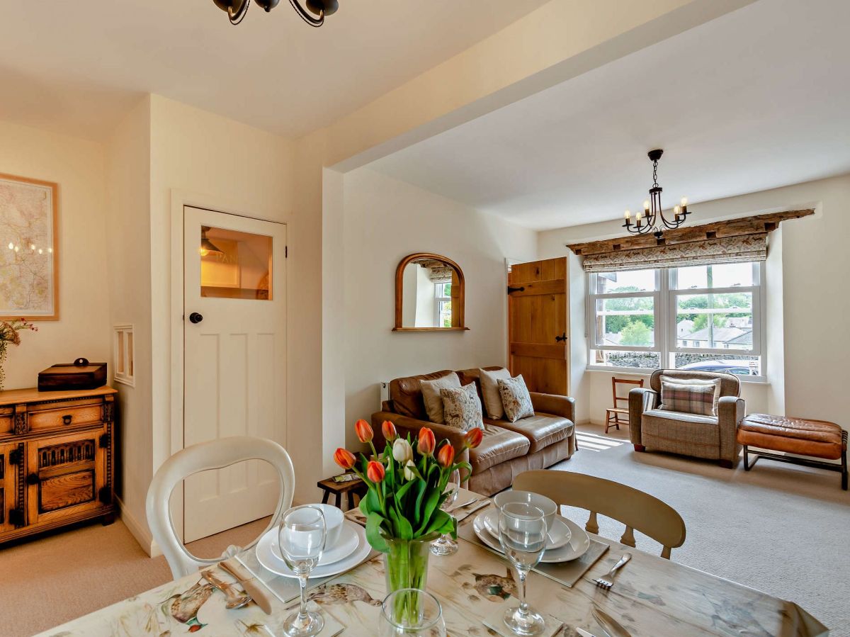 Poppy's Nook, listing photograph 2