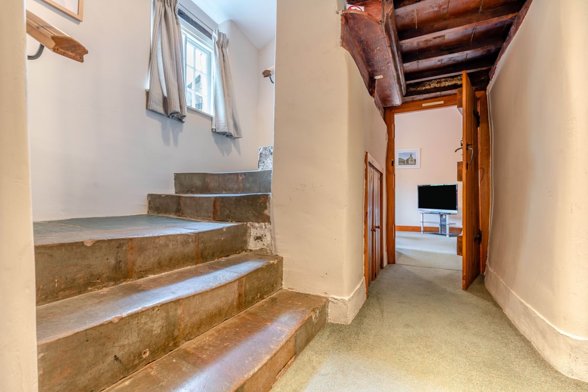 Mireside Farmhouse, listing photograph 10