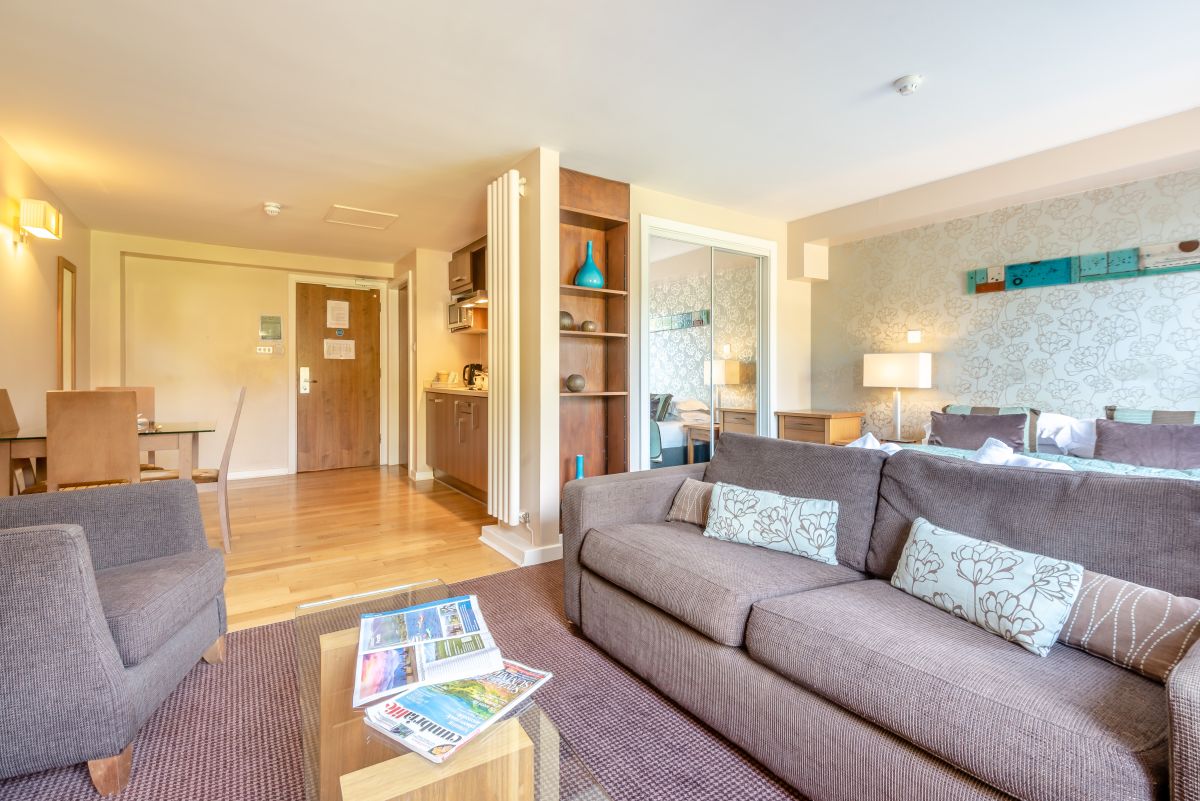 Garden View Suite, listing photograph 10