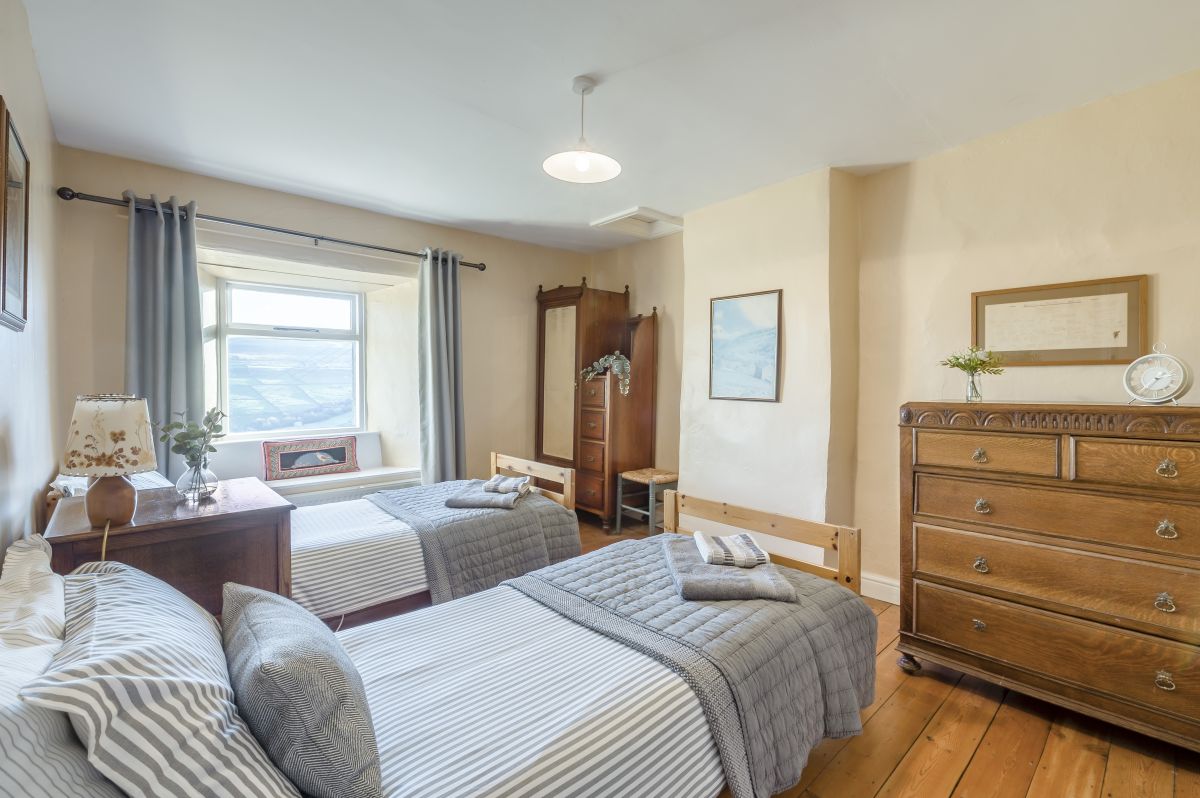 High Smarber, listing photograph 8