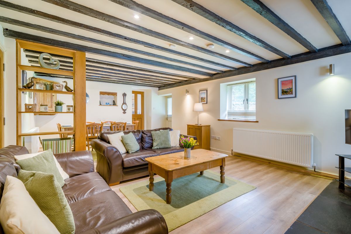 Croftfoot Barn, listing photograph 6