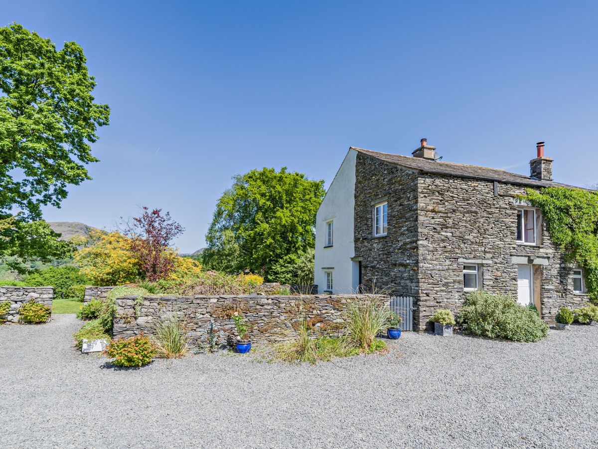 Tent Lodge Cottage