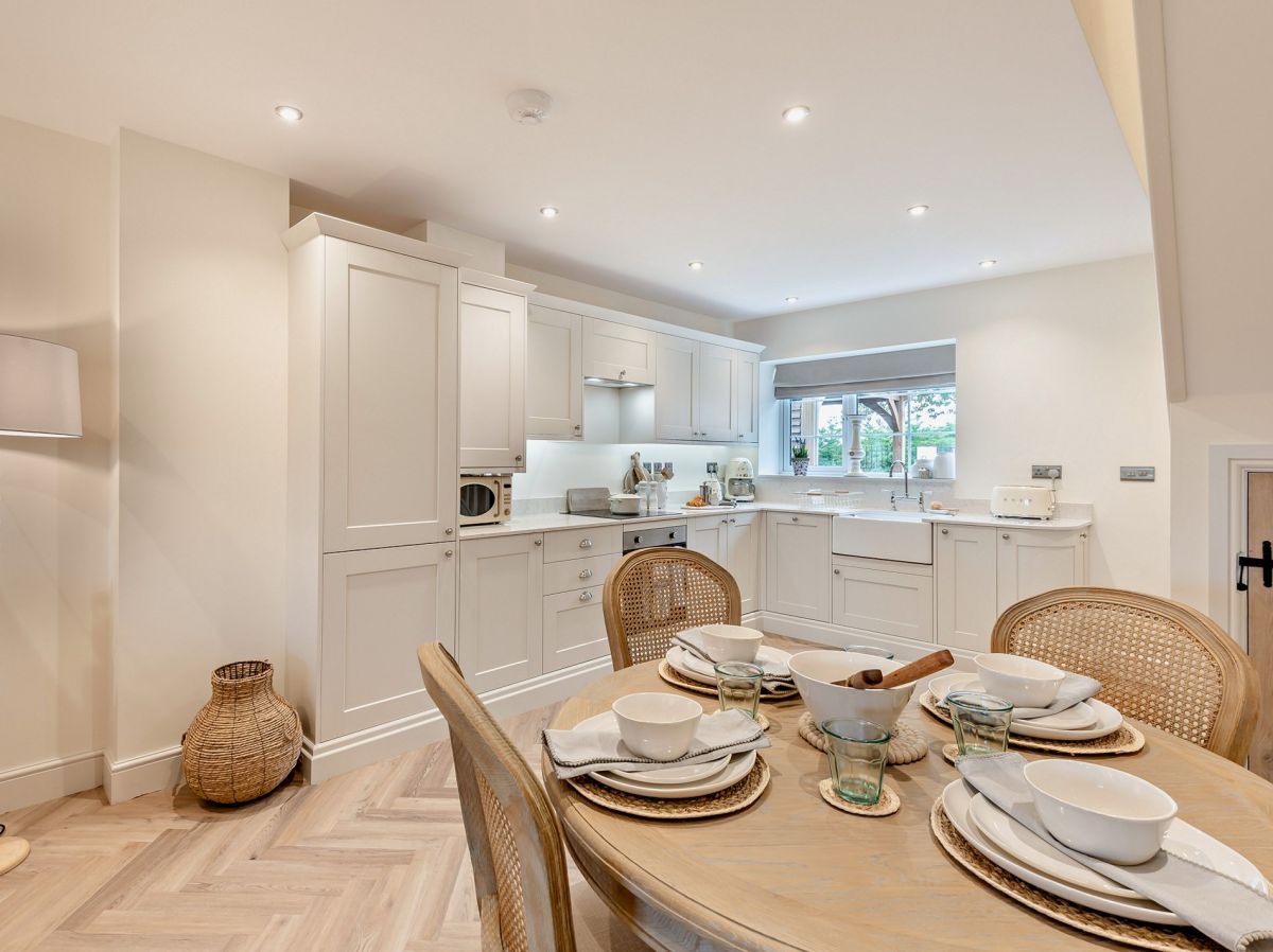 White Rose Cottage - Sunnyslack, listing photograph 9