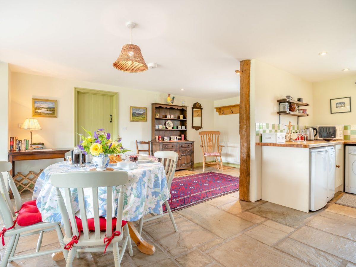 Duck Cottage Llandefaelog, listing photograph 10