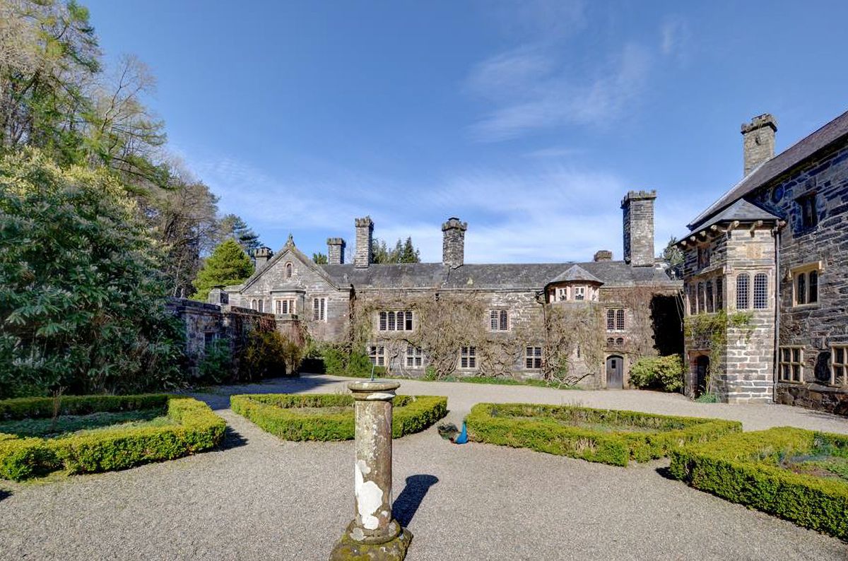The Gatehouse, listing photograph 6