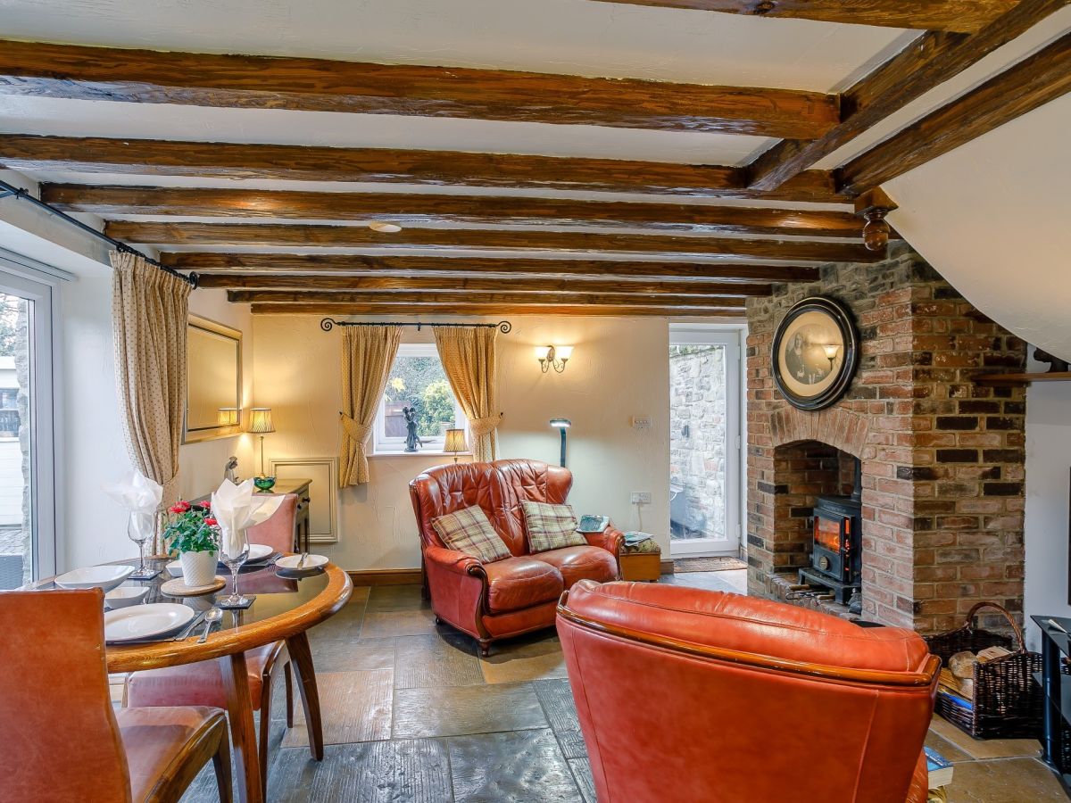 Ostlers Cottage, listing photograph 9