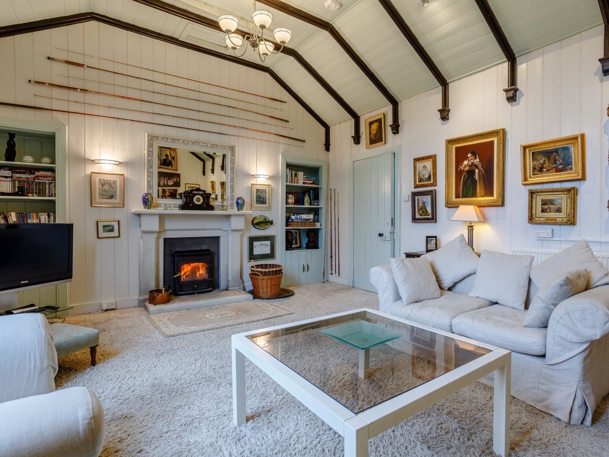 Dhivach Lodge - Drumnadrochit, listing photograph 4