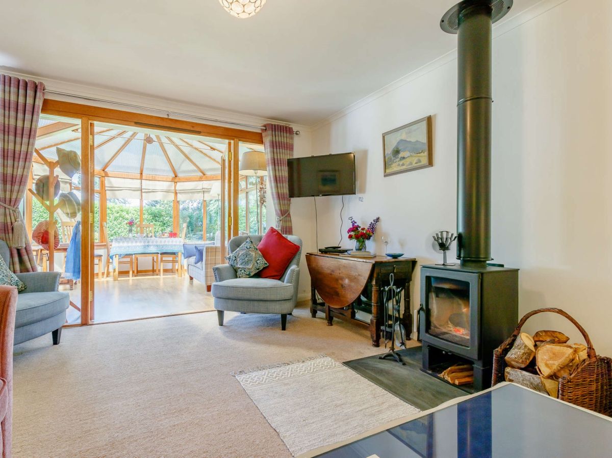 Oak Cottage - Comrie, listing photograph 9