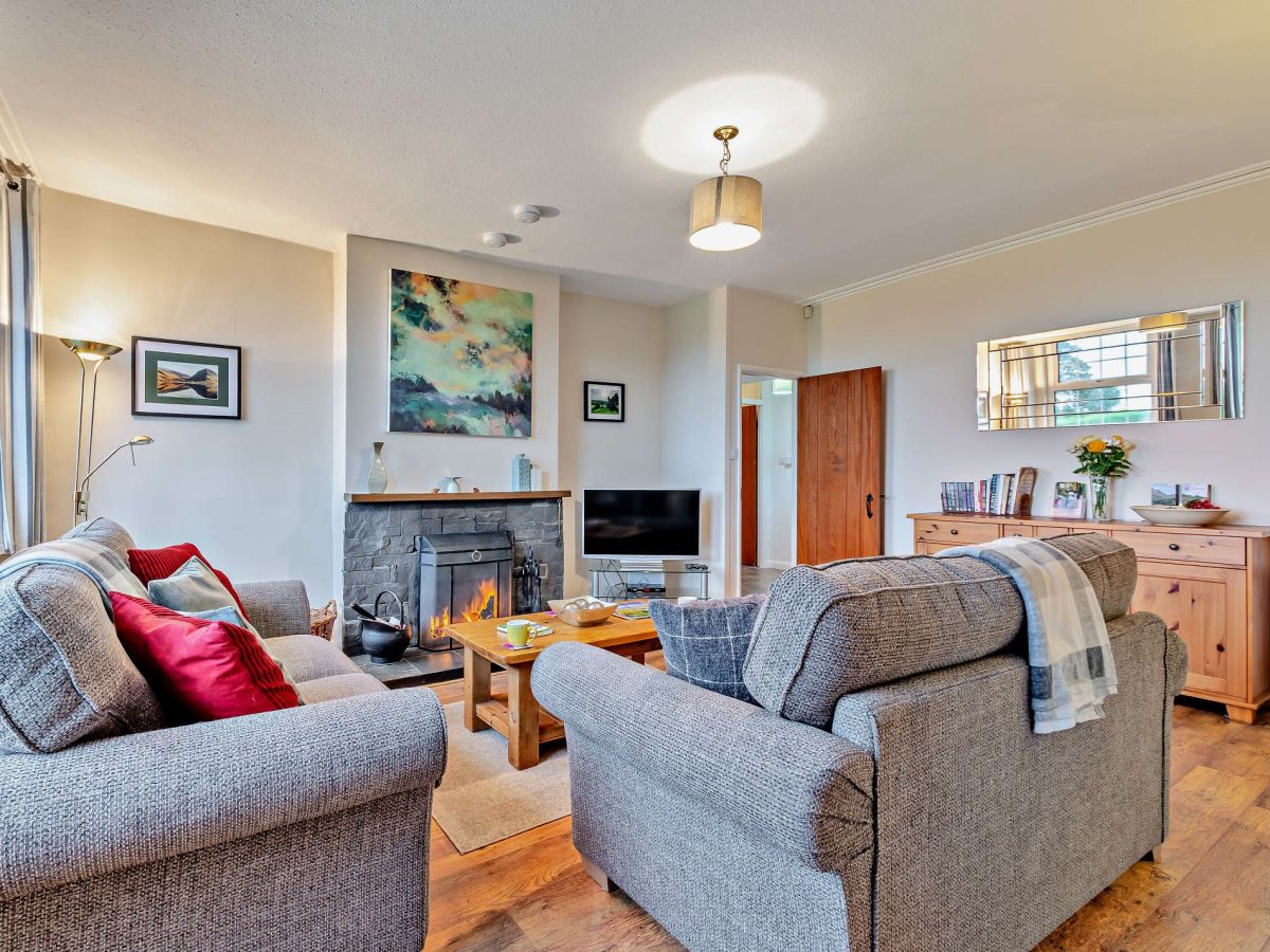 Bitt Cottage, listing photograph 2