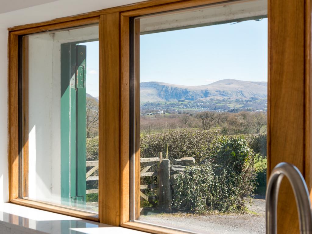 Hallgarth Barn, listing photograph 8