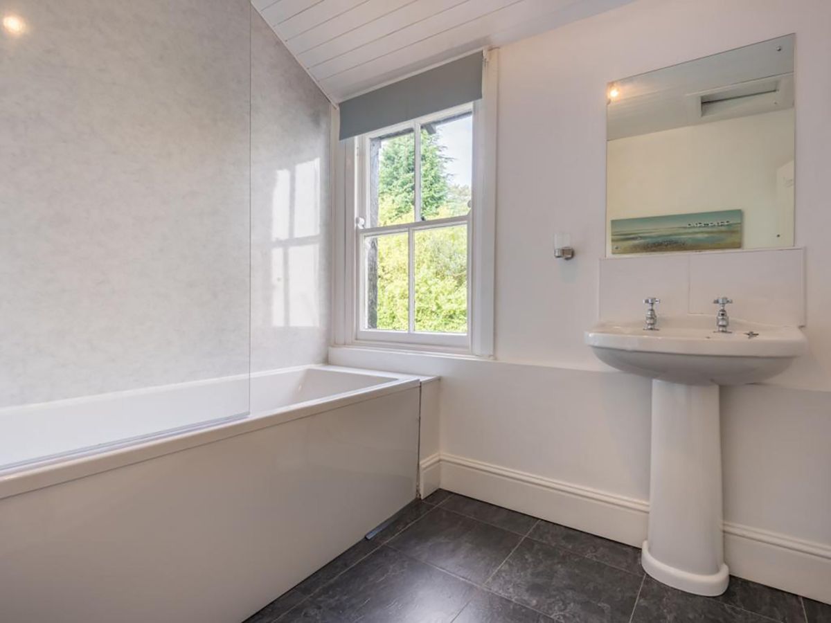 Applegarth, listing photograph 11