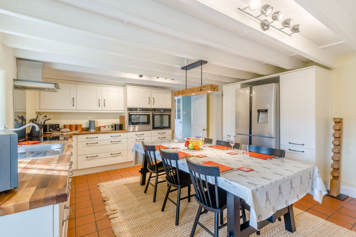 Seata Barn, listing photograph 6
