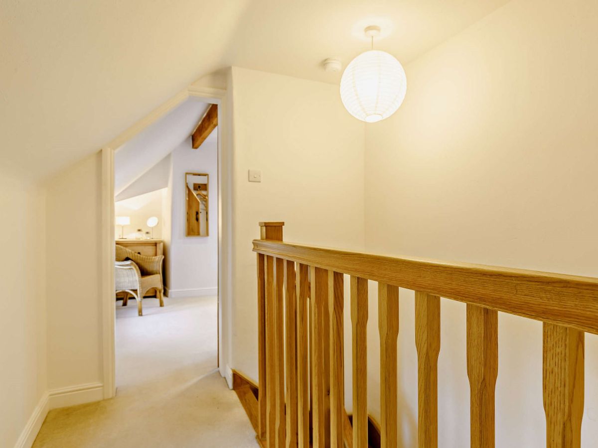 Red House Cottage, listing photograph 10