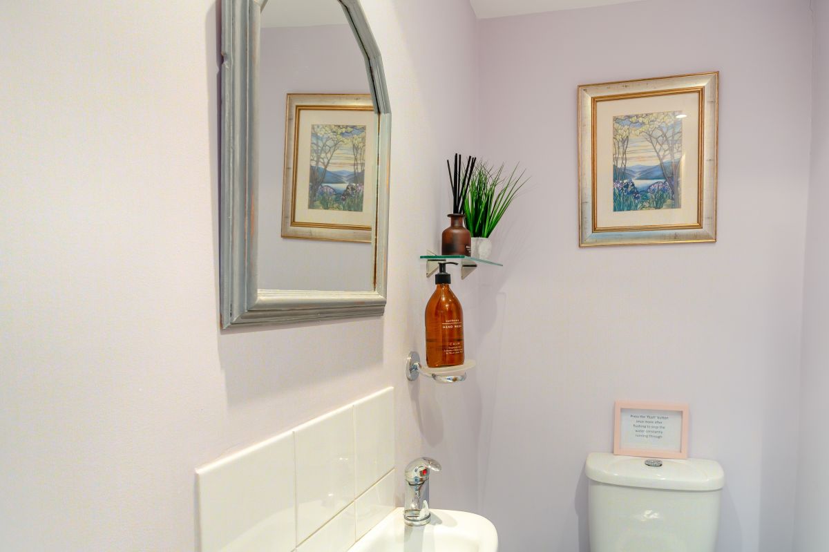 Ted's Place, listing photograph 12