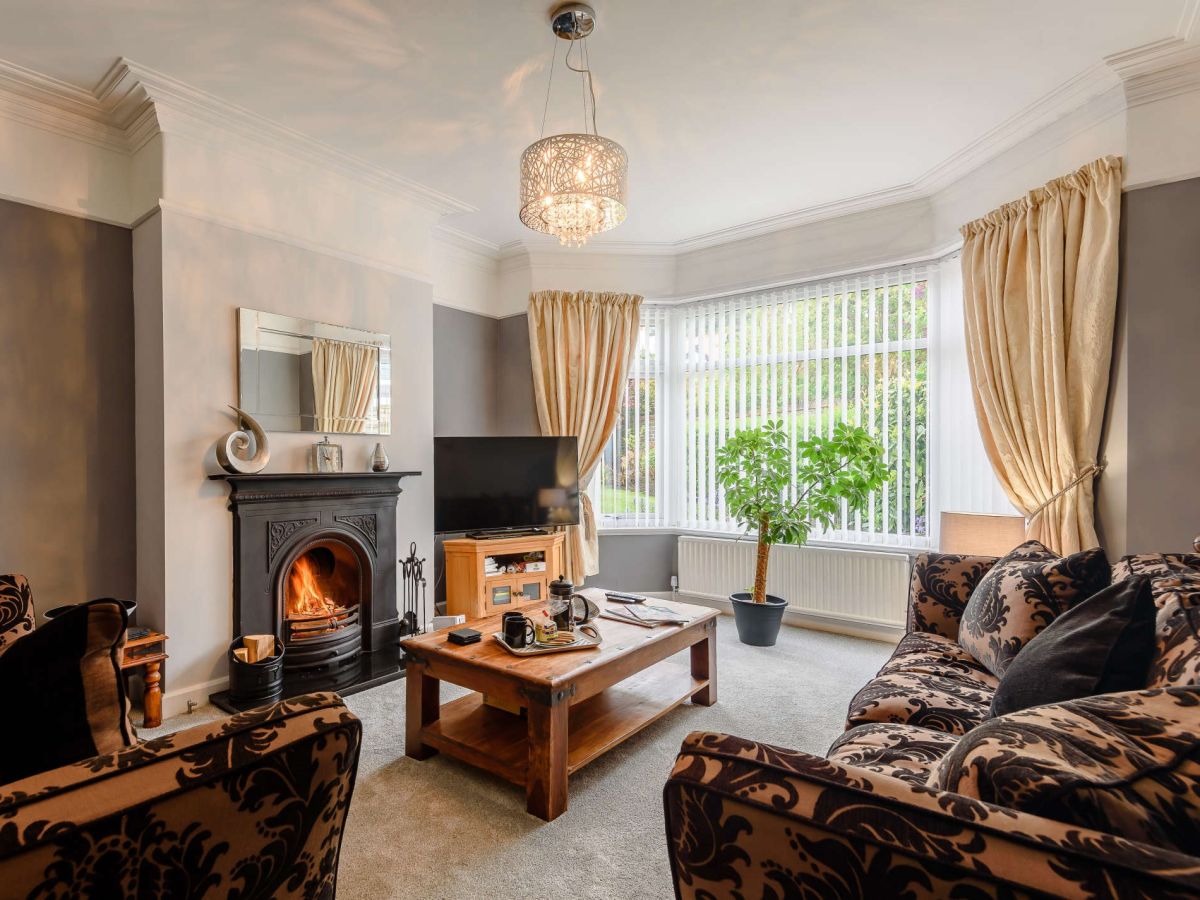 Park Villa - Llandudno, listing photograph 3