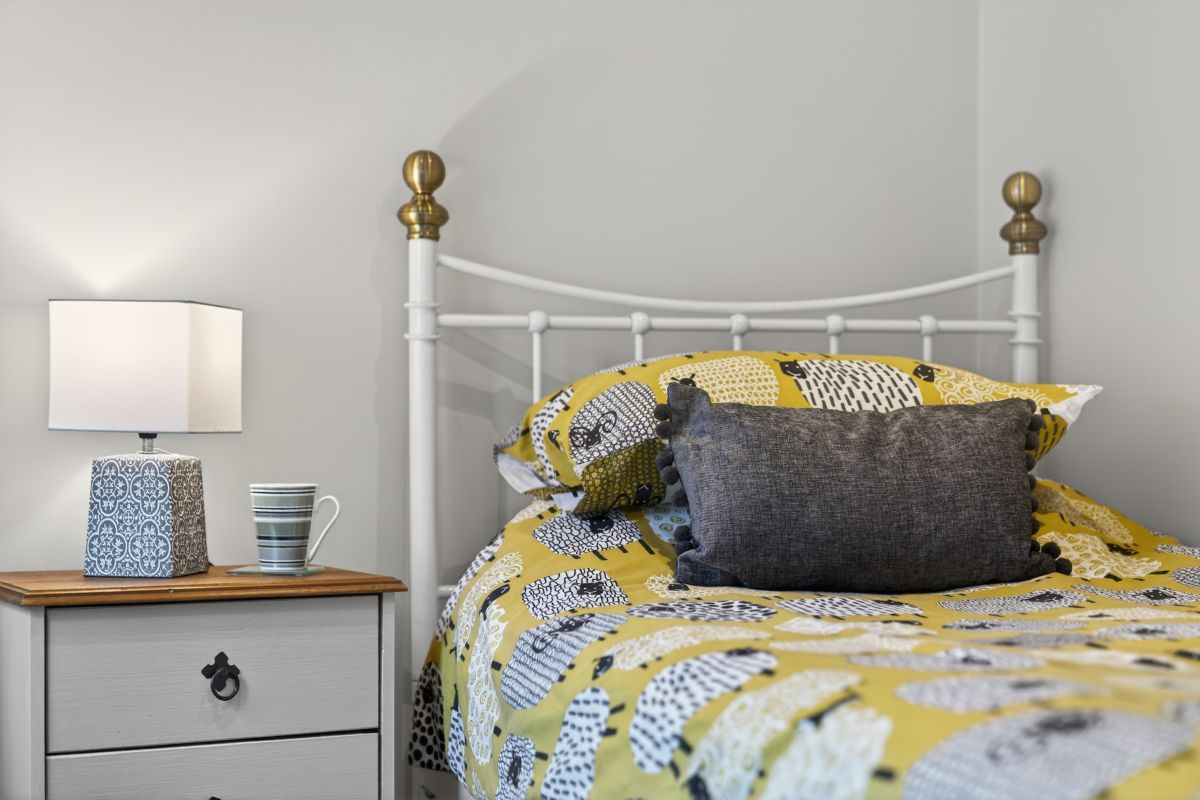 Cartwheel Cottage, listing photograph 11