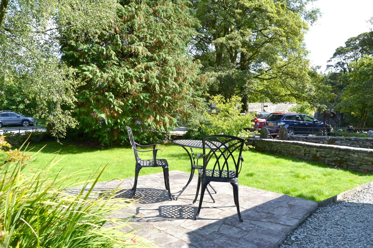 Riverside Cottage, listing photograph 4