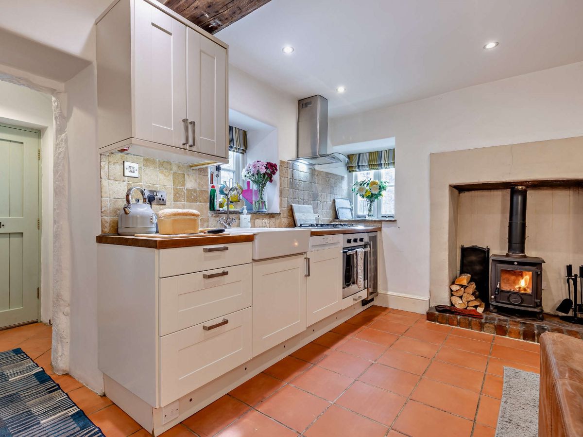 Stowe Cottage, listing photograph 2